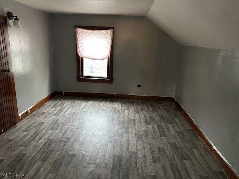 127 Oxford Street, Campbell, OH 44405 Photo 8