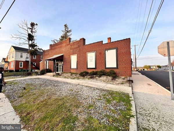 800 MAIN STREET , RED HILL, PA 18076