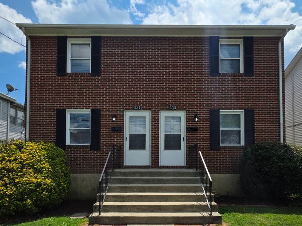 233 W Cleveland AVE , Vinton, VA 24179