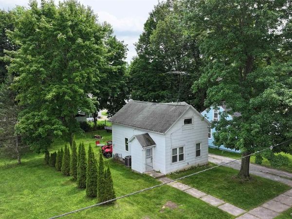 130 S ELM AVENUE, Gillett, WI 54124
