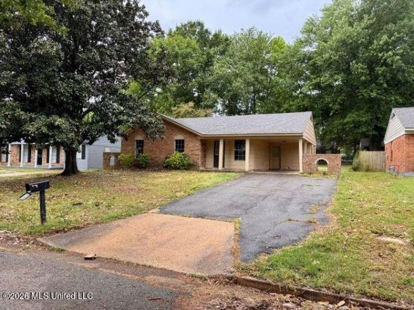 6475 Forest Glen Drive, Horn Lake, MS 38637