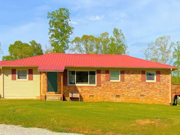 2539 Chisholm RD , Iron City, TN 38463