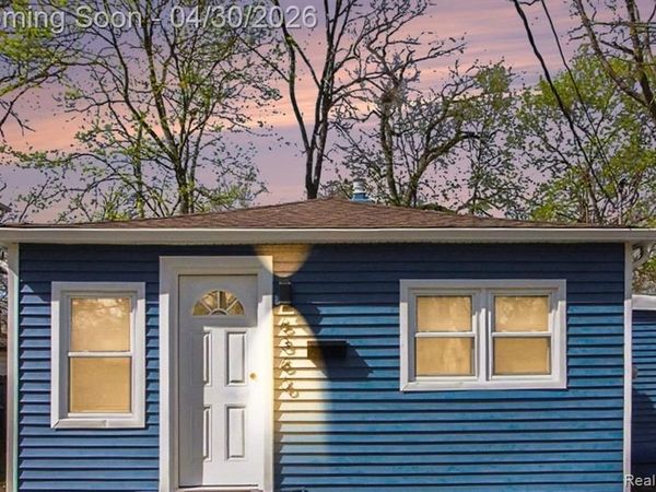 6366 Dellwood Drive, Waterford Twp, MI 48329