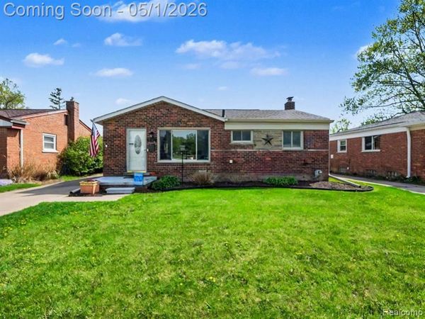 31611 Grant Street, Wayne, MI 48184
