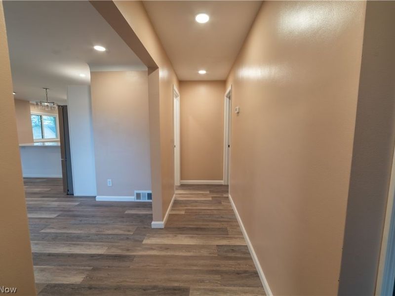 2407 Northview Drive, Cortland, OH 44410 Photo 14
