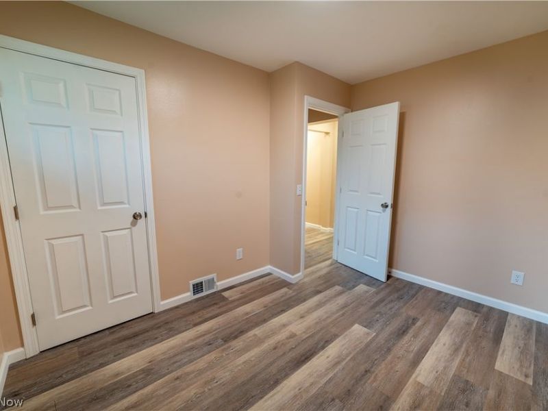 2407 Northview Drive, Cortland, OH 44410 Photo 21