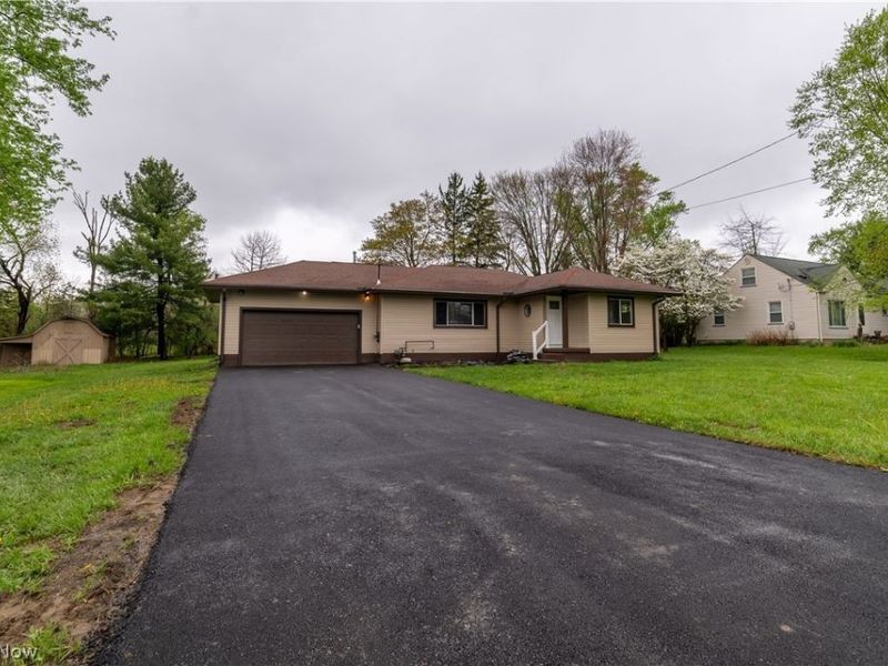 2407 Northview Drive, Cortland, OH 44410 Photo 32