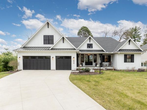 270 Peavey Road, Wayzata, MN 55391