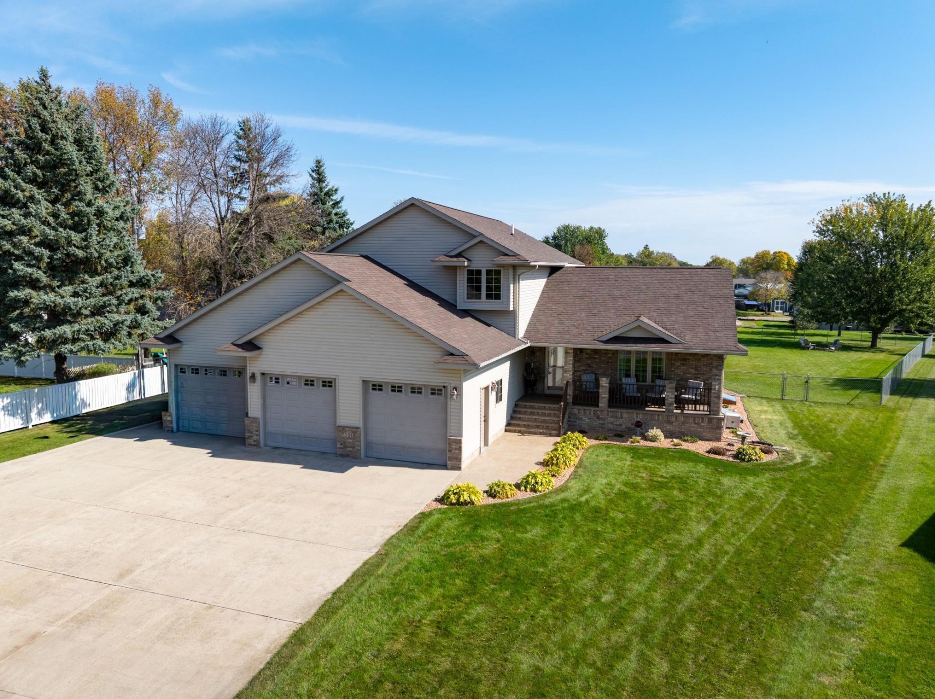 501 W 7th Avenue , Osakis, MN 56360
