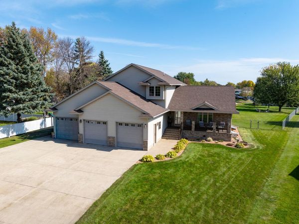 501 W 7th Avenue , Osakis, MN 56360