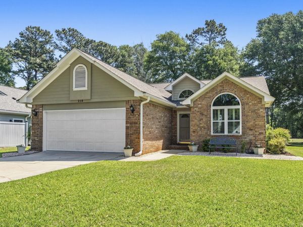 210 Carrington Dr. , Pawleys Island, SC 29585