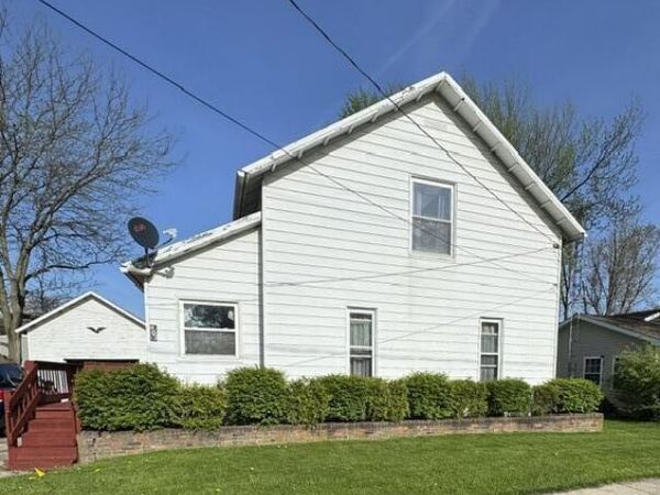 401 S Fayette Street , Fayette, OH 43521
