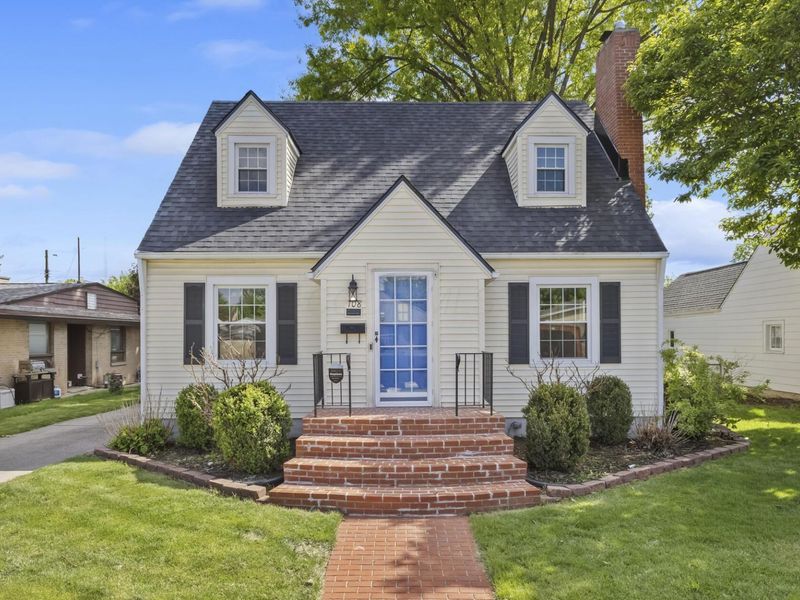108 Schneider Drive, Fairborn, OH 45324 Photo 1