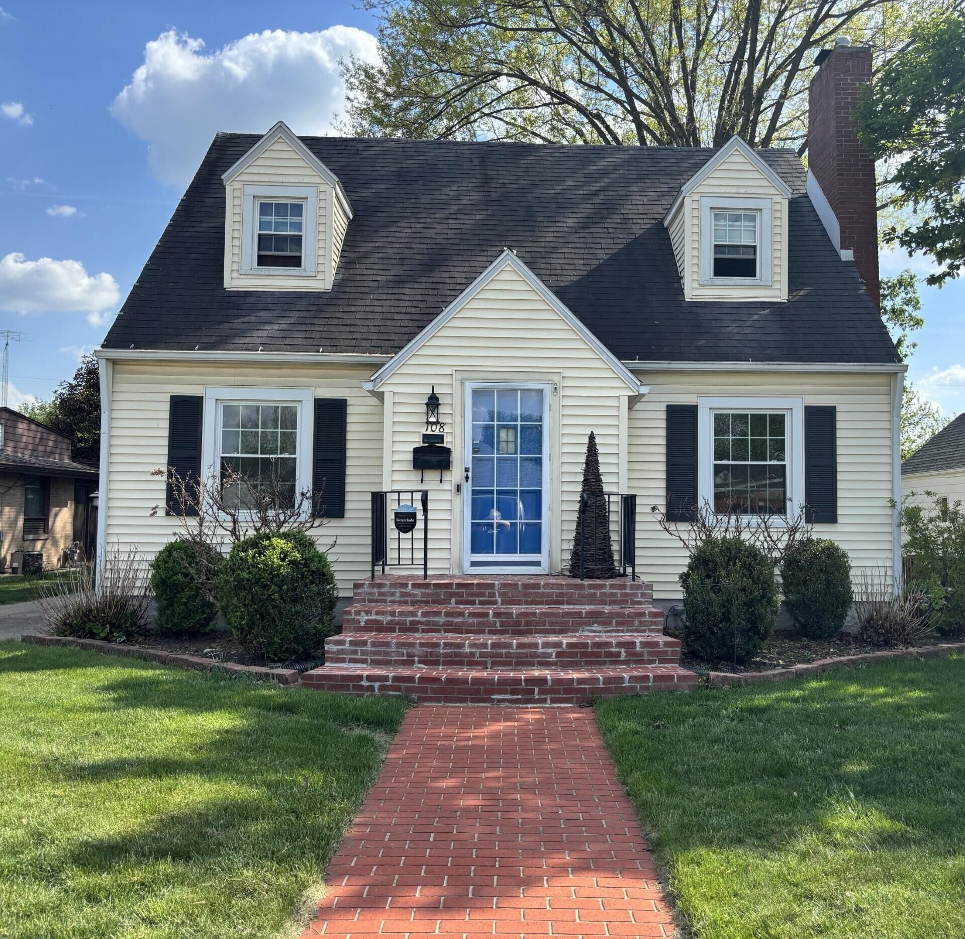 108 Schneider Drive , Fairborn, OH 45324 Main Photo