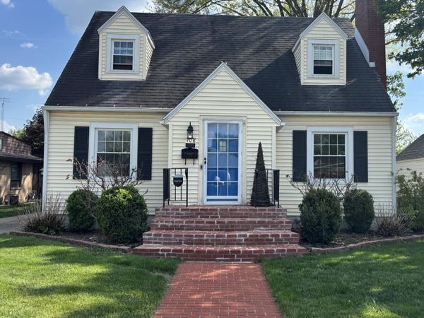 108 Schneider Drive , Fairborn, OH 45324