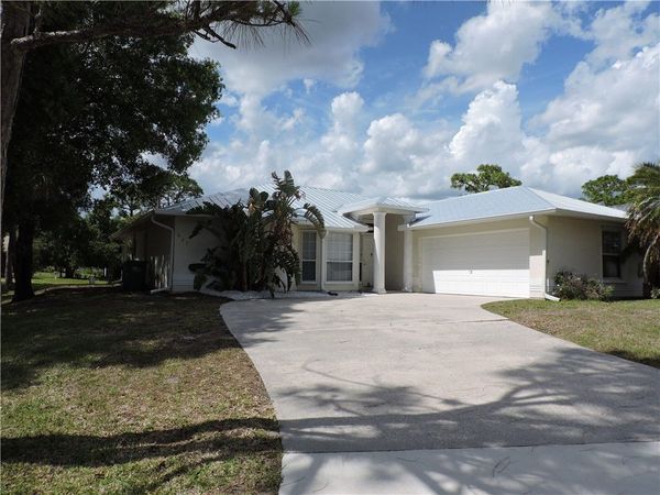 671 Concha Drive, Sebastian, FL 32958