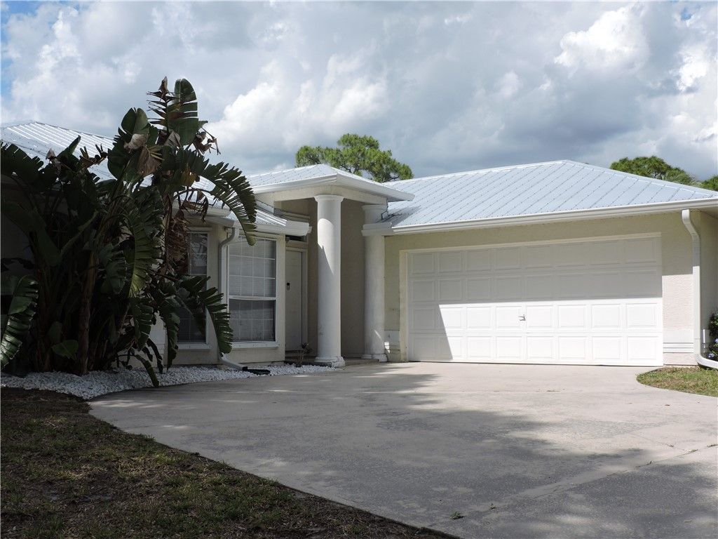 671 Concha Drive, Sebastian, FL 32958 Photo