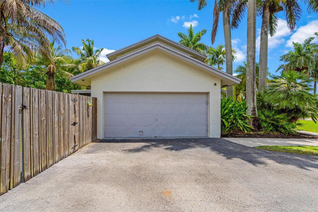 15299 SW 167th Street, Miami, FL 33187 Photo