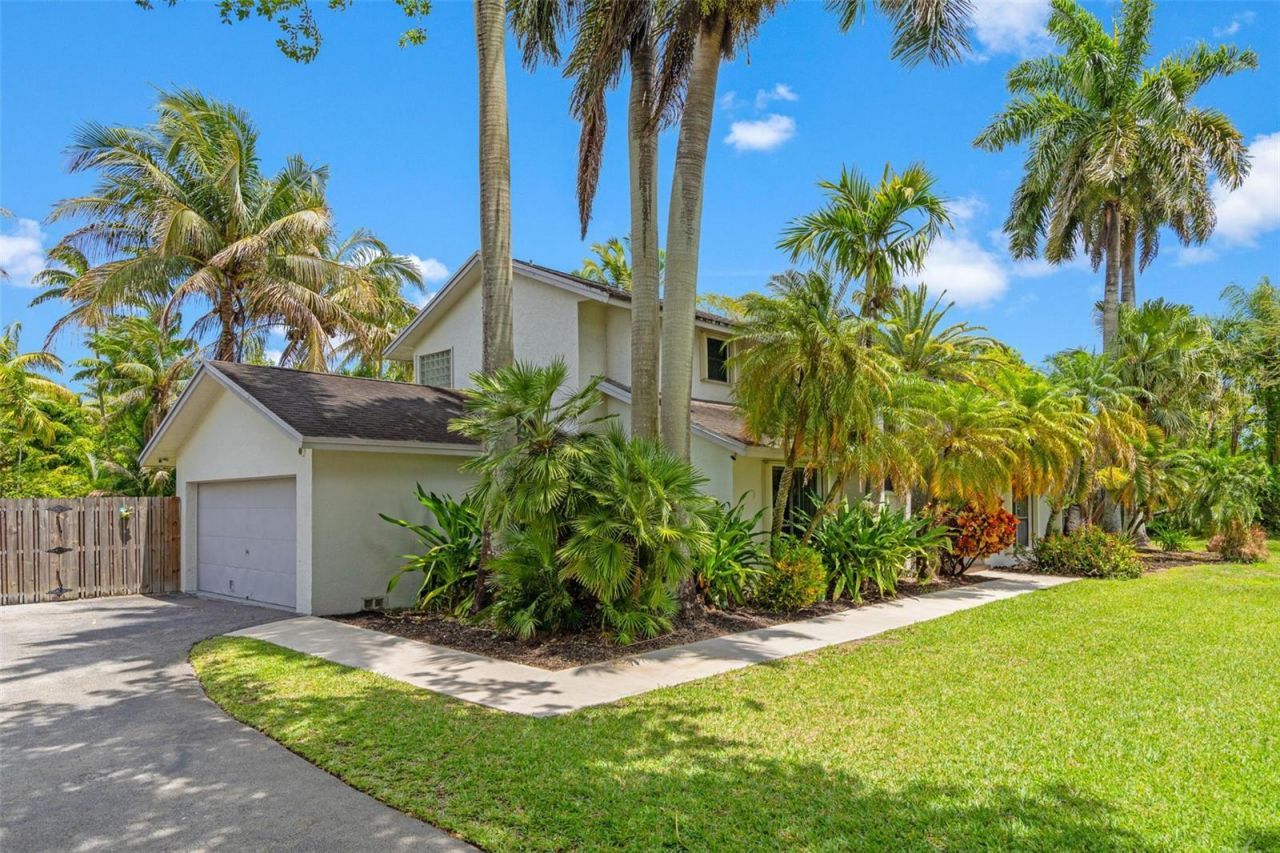 15299 SW 167th Street, Miami, FL 33187 Photo