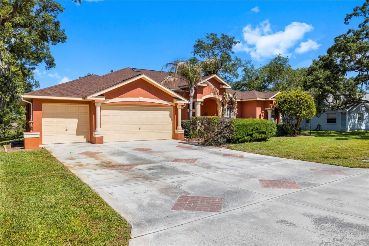 3051 Waterfall Drive, Spring Hill, FL 34608 Photo