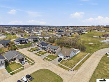 941 Scotts Creek Court, Hickman, NE 68372