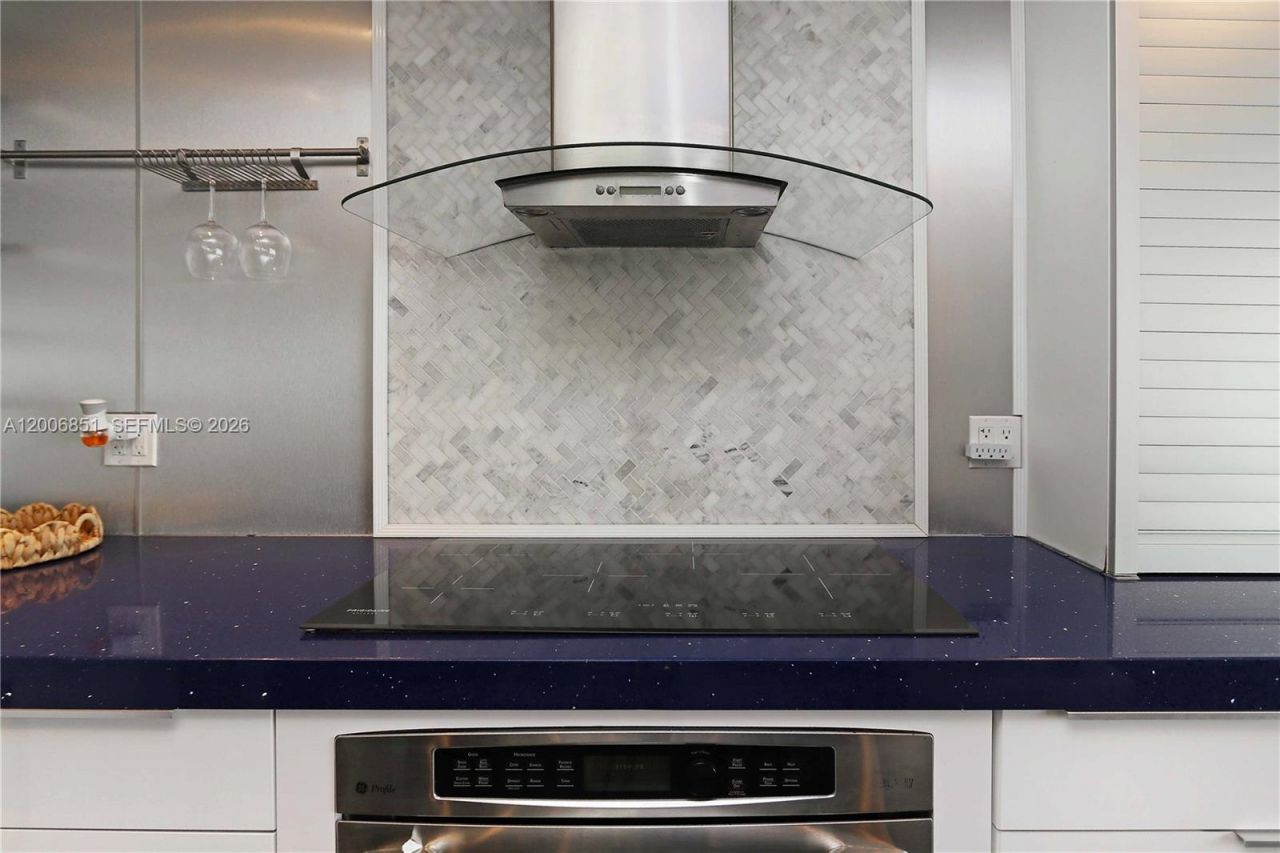 3300 N Surf Rd , Unit 17A, Hollywood, FL 33019 Photo