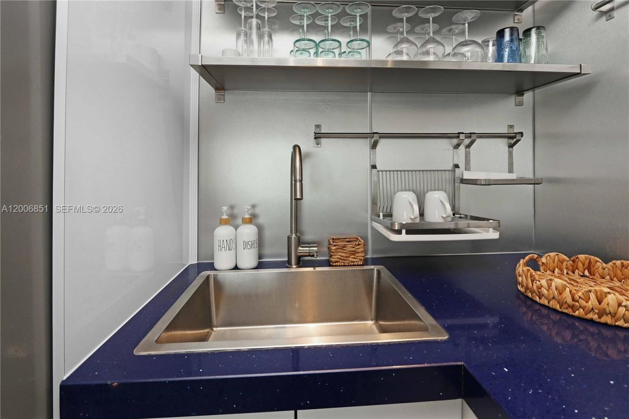 3300 N Surf Rd , Unit 17A, Hollywood, FL 33019 Photo