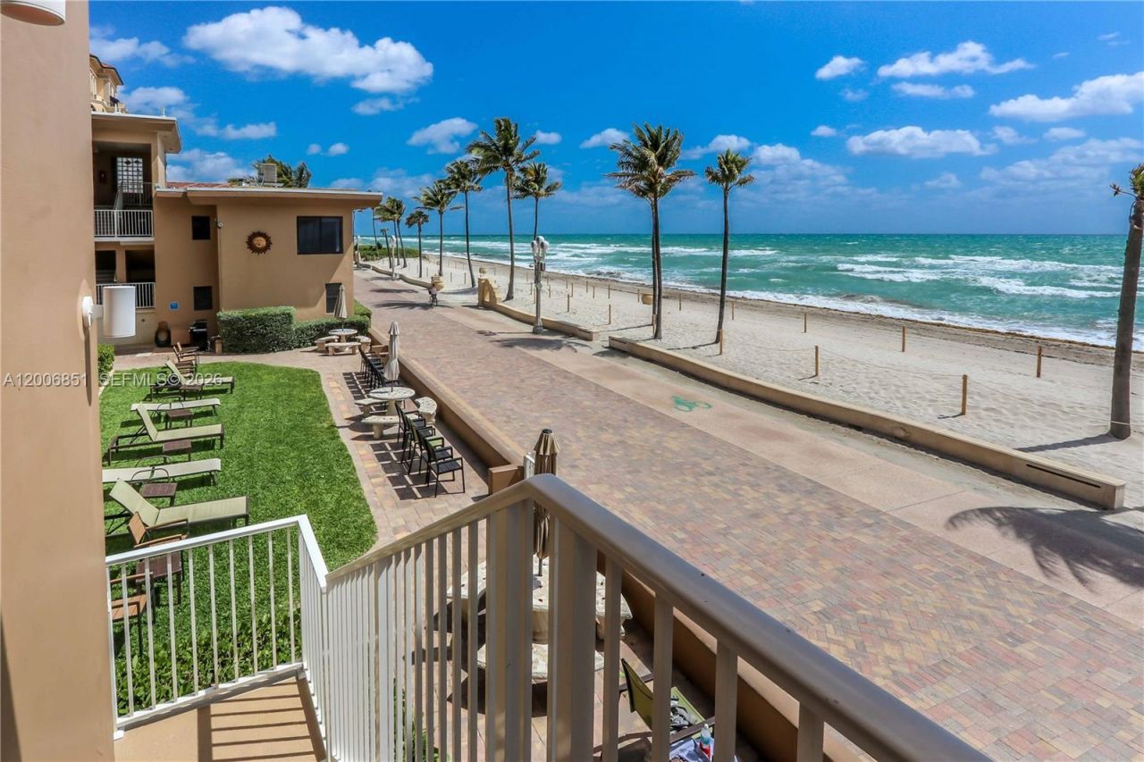 3300 N Surf Rd , Unit 17A, Hollywood, FL 33019 Photo