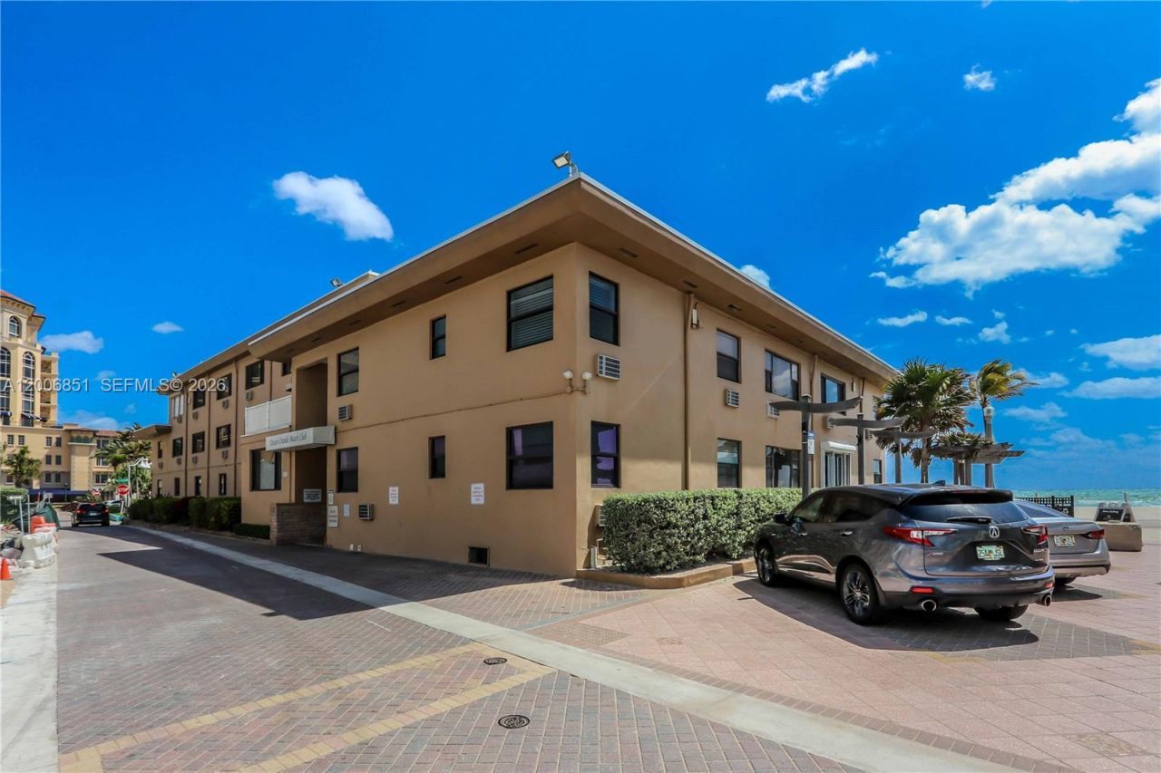 3300 N Surf Rd , Unit 17A, Hollywood, FL 33019 Photo