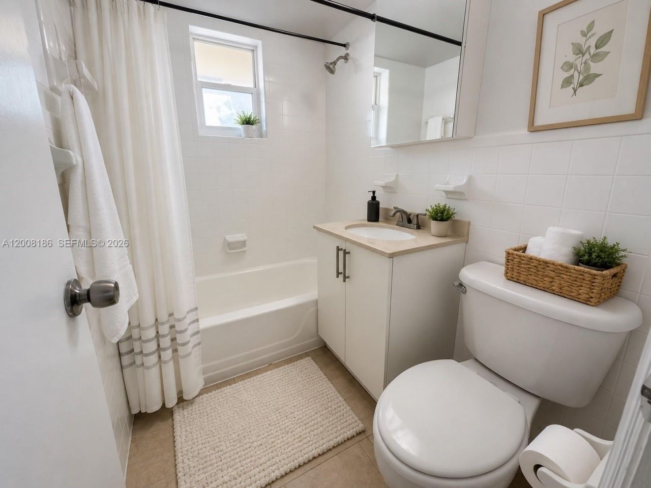 241 S Royal Poinciana Blvd, Unit 310, Miami Springs, FL 33166 Photo