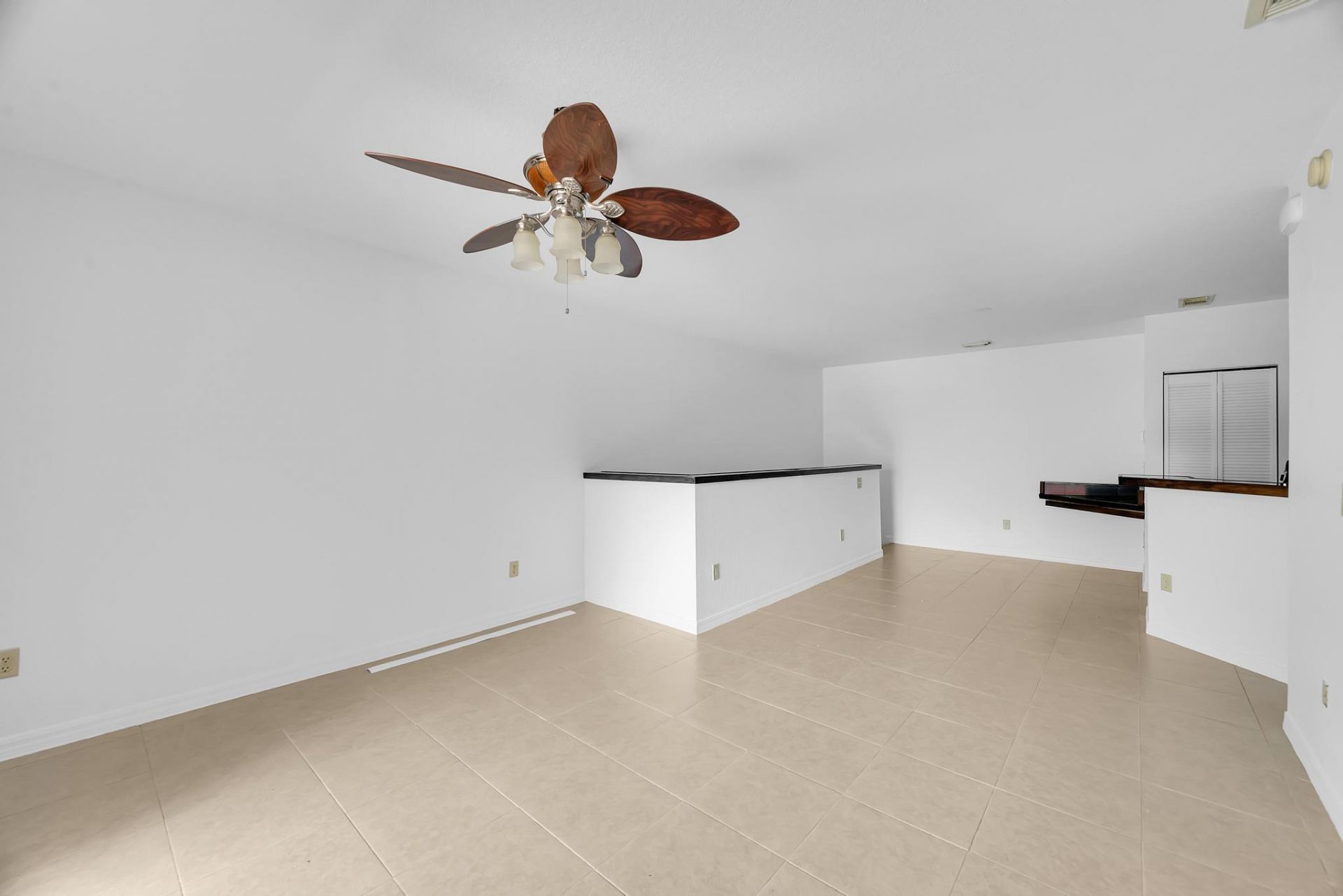106 SW Peacock Boulevard, Unit 206, Port Saint Lucie, FL 34986 Photo