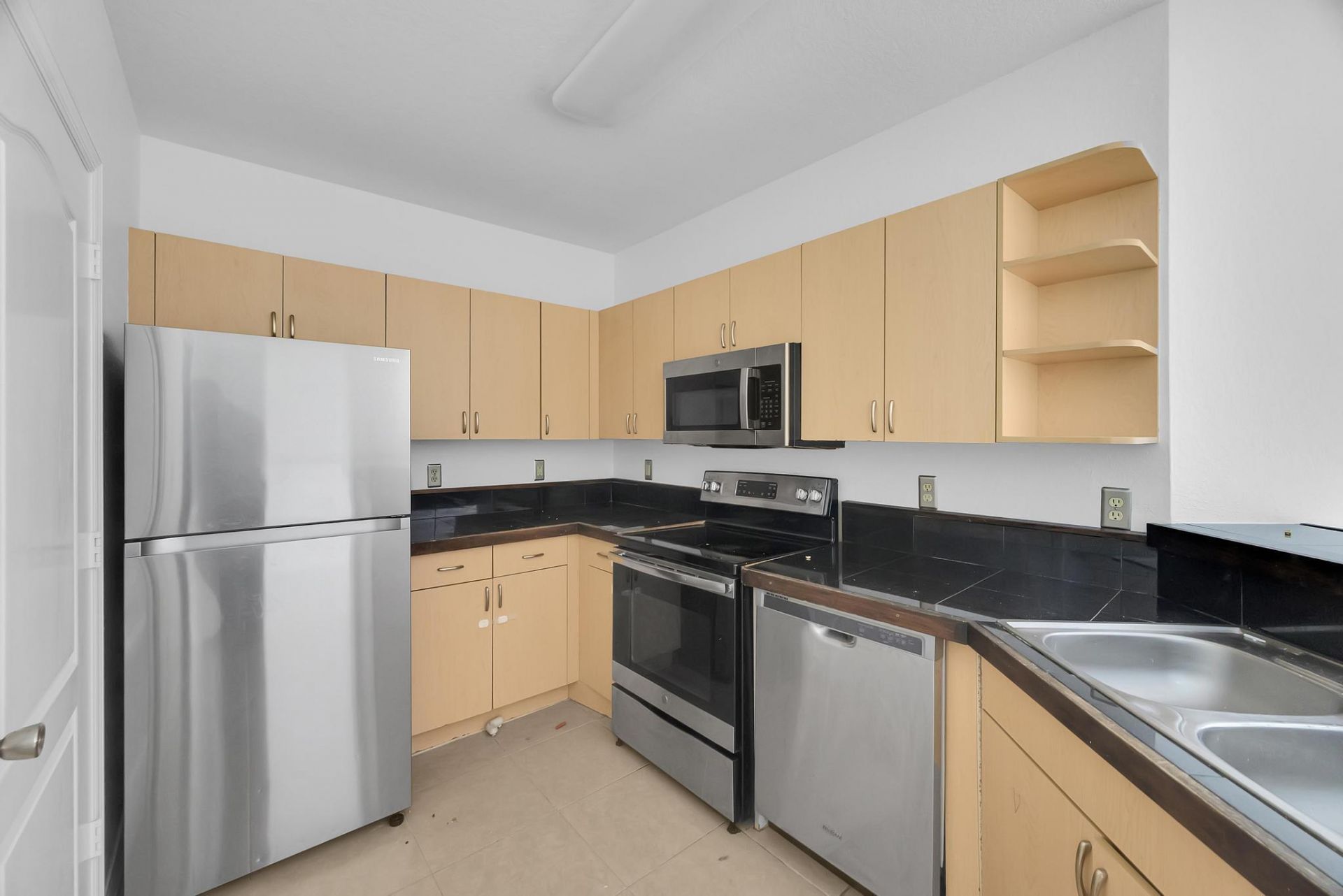 106 SW Peacock Boulevard, Unit 206, Port Saint Lucie, FL 34986 Photo