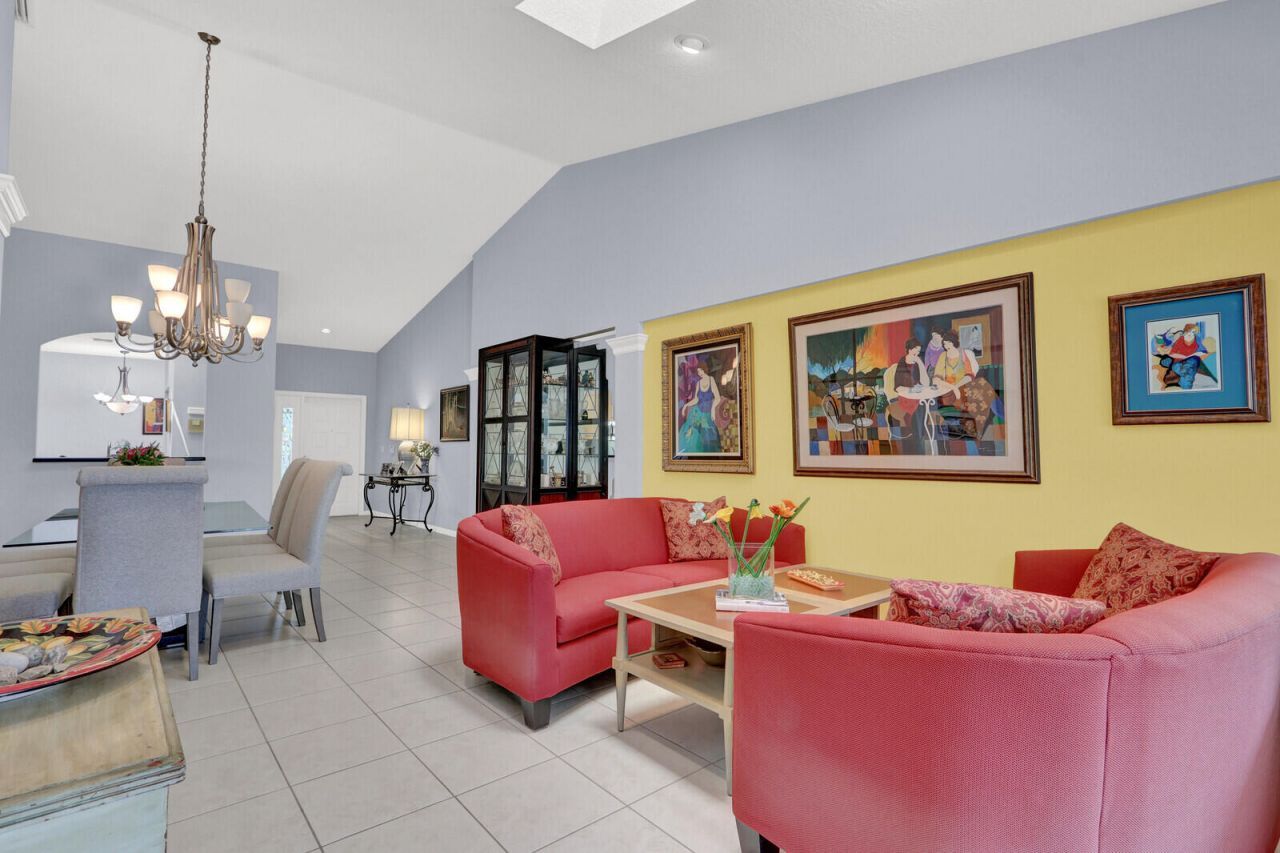 9531 Crescent View Drive N, Boynton Beach, FL 33437 Photo