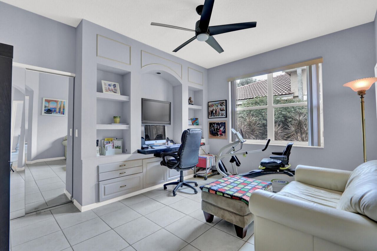 9531 Crescent View Drive N, Boynton Beach, FL 33437 Photo