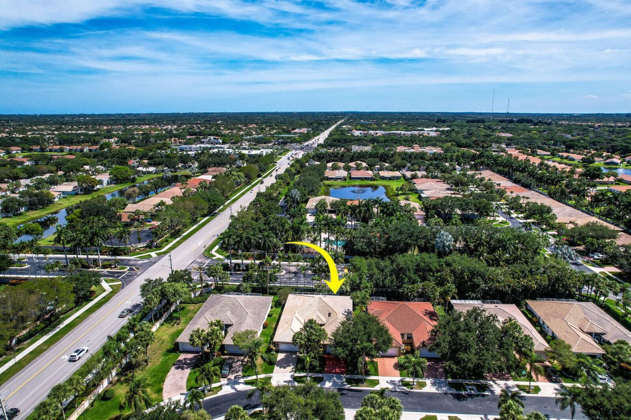 9531 Crescent View Drive N, Boynton Beach, FL 33437 Photo