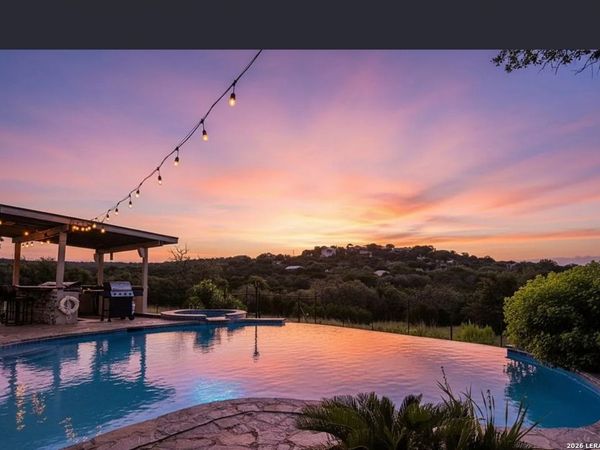 193 DORIS DR, Kerrville, TX 78028