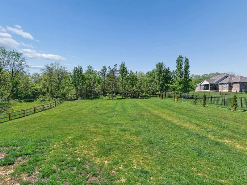 6173 Whileaway Drive, Miami Twp, OH 45140 Photo 22
