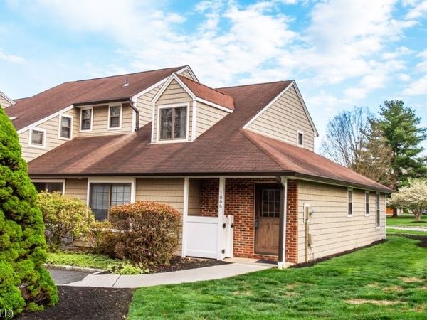 1006 Bryan Ct, Mine Hill, NJ 07803