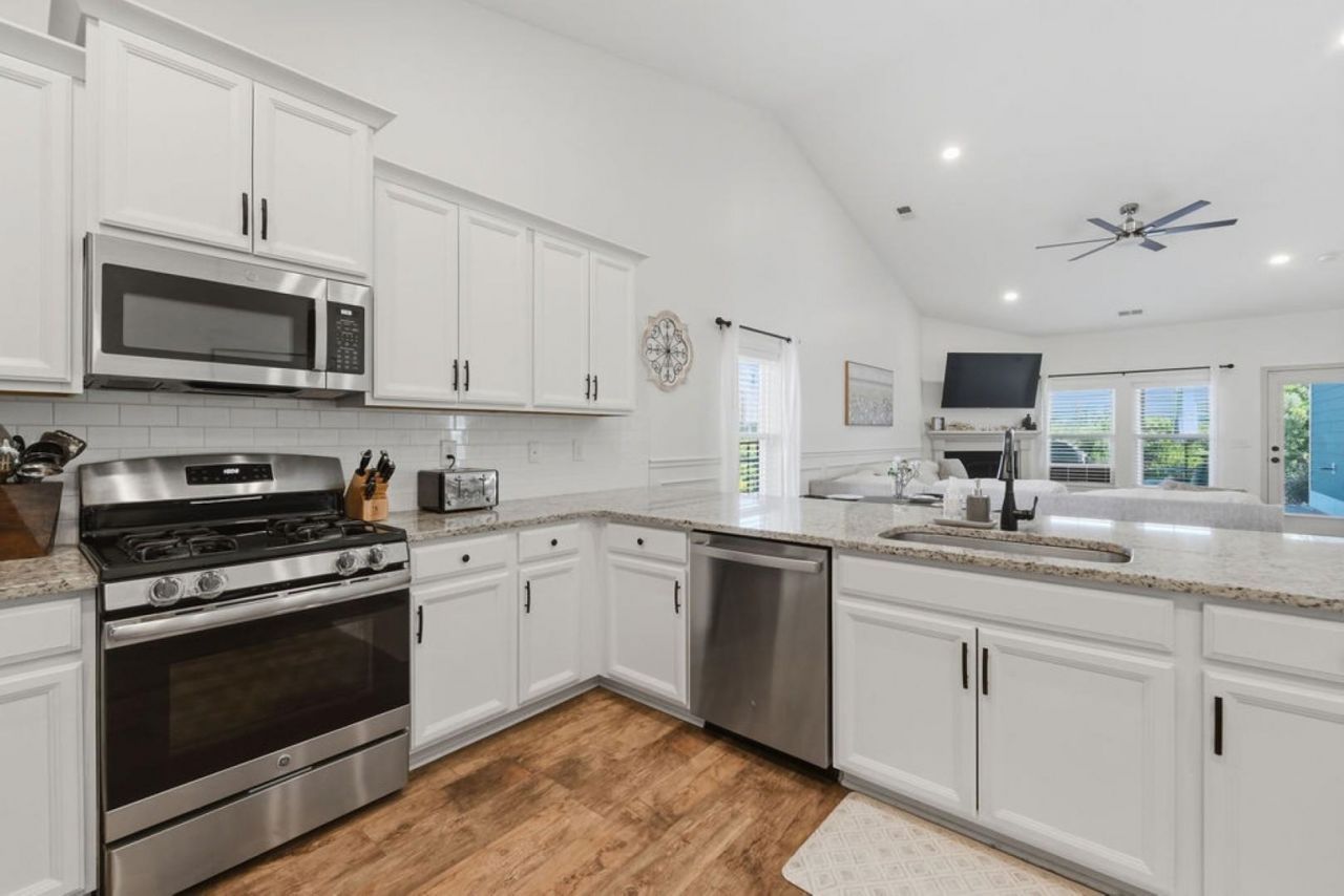 350 Babylon Pine Dr. Photo 13