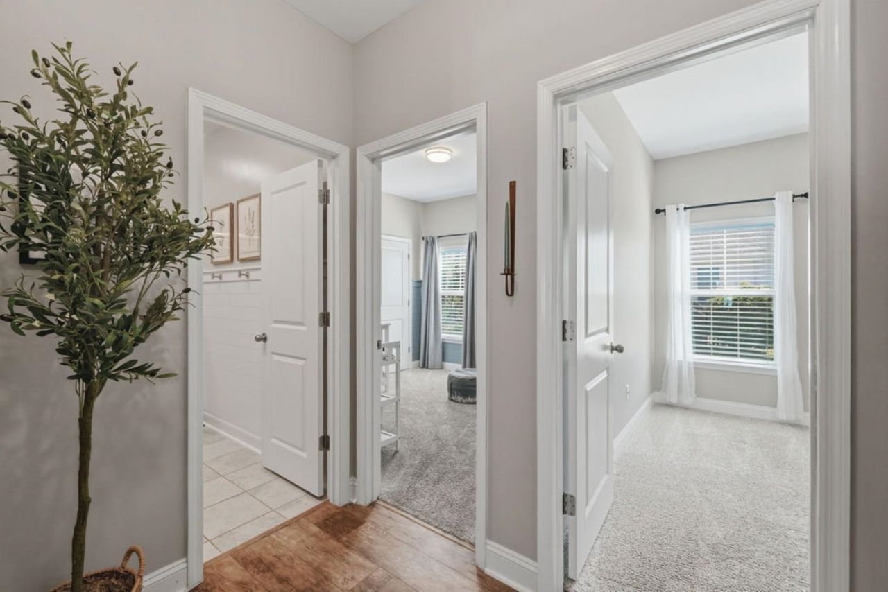 350 Babylon Pine Dr. Photo 17