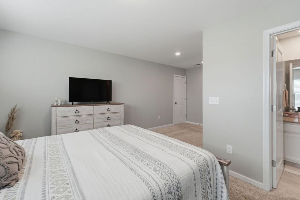 350 Babylon Pine Dr. Photo 29