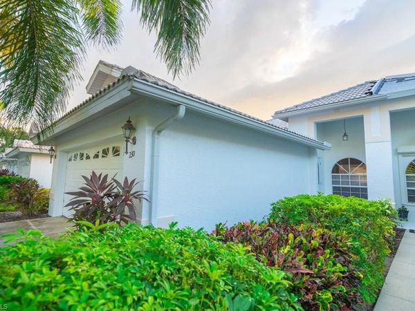 2230 Stacil CIR , NAPLES, FL 34109
