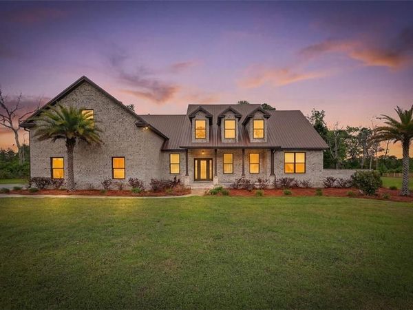 211 Sanford Drive , Waverly, GA 31565
