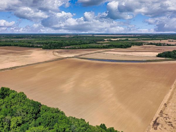 000 L and D Wells Road , Bradford, AR 72020