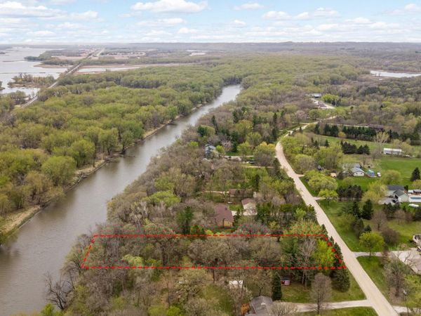17624 Blackbird Trail, Hastings, MN 55033