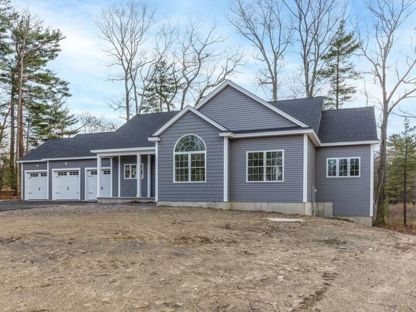 54 Haystack Circle, Unit 9-96-2, Pelham, NH 03076