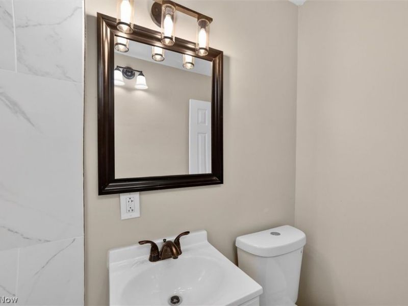 681 E 258th Street, Euclid, OH 44132 Photo 18