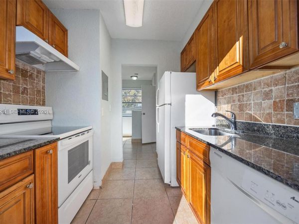2525 N 23rd Ave , Unit 1, Hollywood, FL 33020