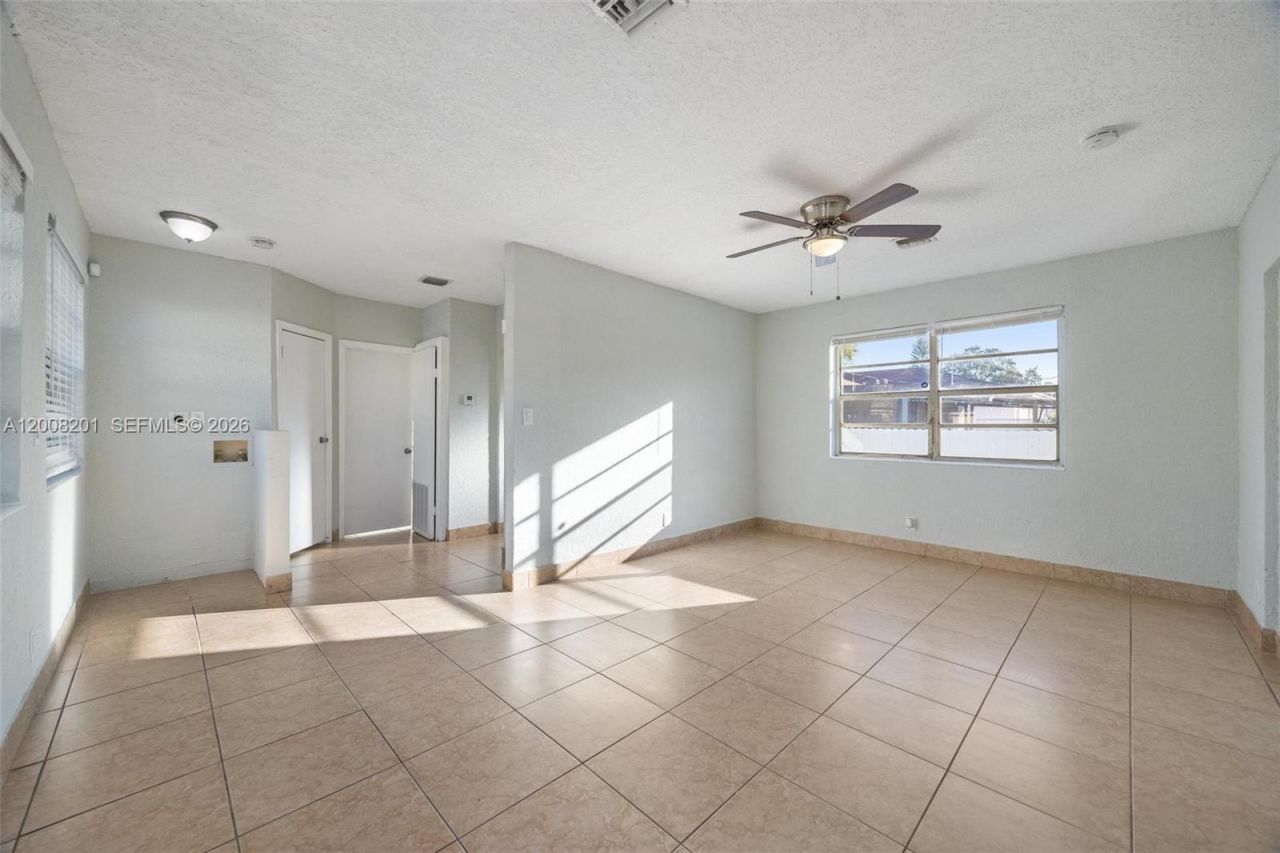 2525 N 23rd Ave, Unit 1, Hollywood, FL 33020 Photo