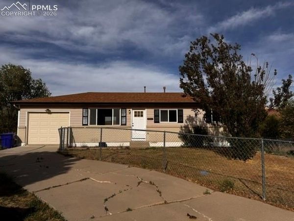 4210 College View Drive, Colorado Springs, CO 80906